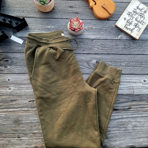 GoodThreads Olive Green Joggers - Picture 5 of 8